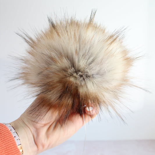 White Oak LUXE Faux Fur Pom